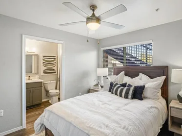 Privatzimmer in der West Broadway Boulevard, bild 1 von 10