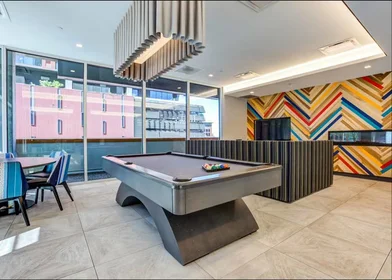 Chambre privée à South Forest Avenue, image 12 de 21