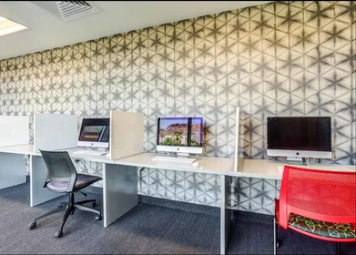 Chambre privée à South Forest Avenue, image 12 de 19