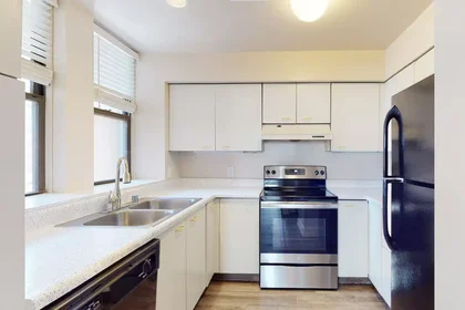 Quarto privado em Clara Avenue, imagem 12 de 25