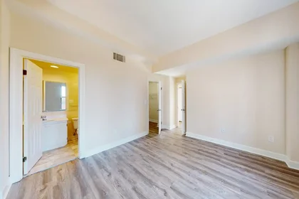 Quarto privado em Clara Avenue, imagem 7 de 25