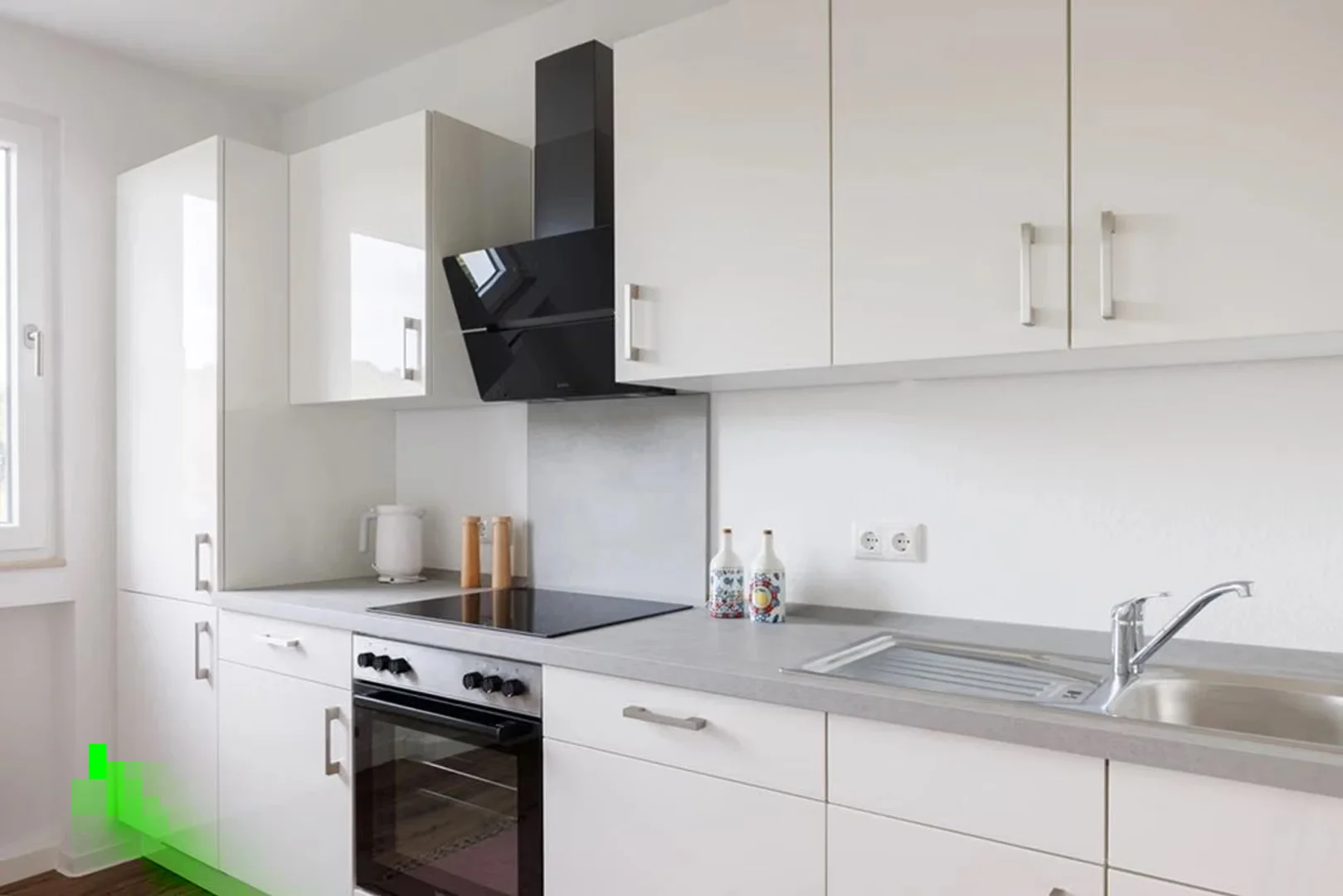 Habitación estudiantil económica con ubicación conveniente en 