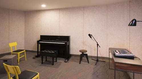 Chambre privée à Forbes Avenue, image 19 de 26