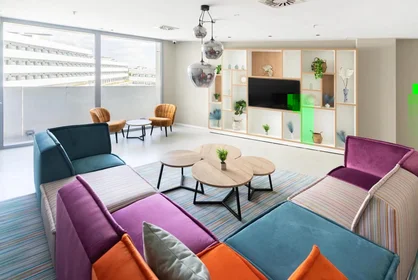 Studio at Avenida de Rodajos, image 10 of 28