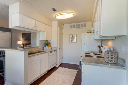 Private room at Marion Pugh Drive, image 31 of 41