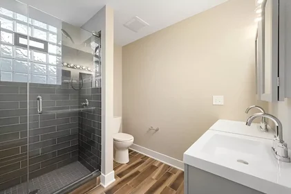 Stanza privata in North Mozart Street, immagine 2 di 49