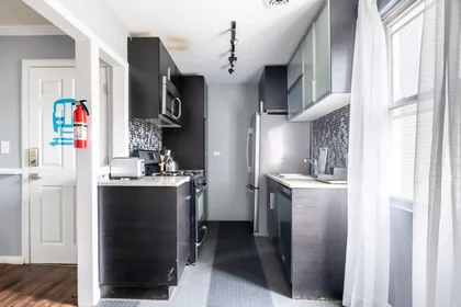 Stanza privata in North Mozart Street, immagine 21 di 49