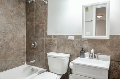 Stanza privata in North Mozart Street, immagine 39 di 49