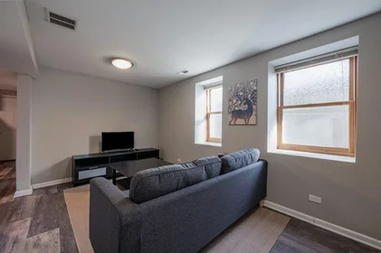 Stanza privata in North Mozart Street, immagine 44 di 49