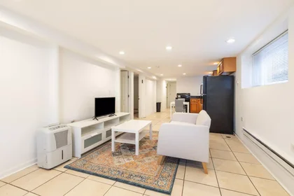 Stanza privata in North Mozart Street, immagine 10 di 49