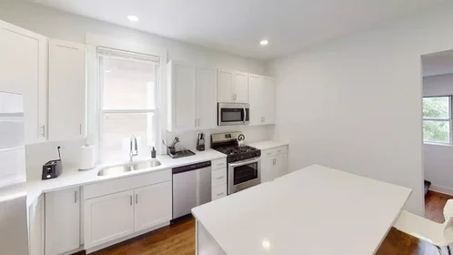 Stanza privata in North Mozart Street, immagine 15 di 49