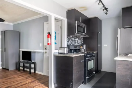 Stanza privata in North Mozart Street, immagine 33 di 49