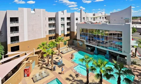 Stanza privata in East Apache Boulevard, immagine 7 di 22