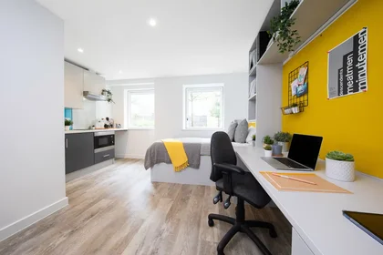 Studio in der Andover Road, bild 3 von 49