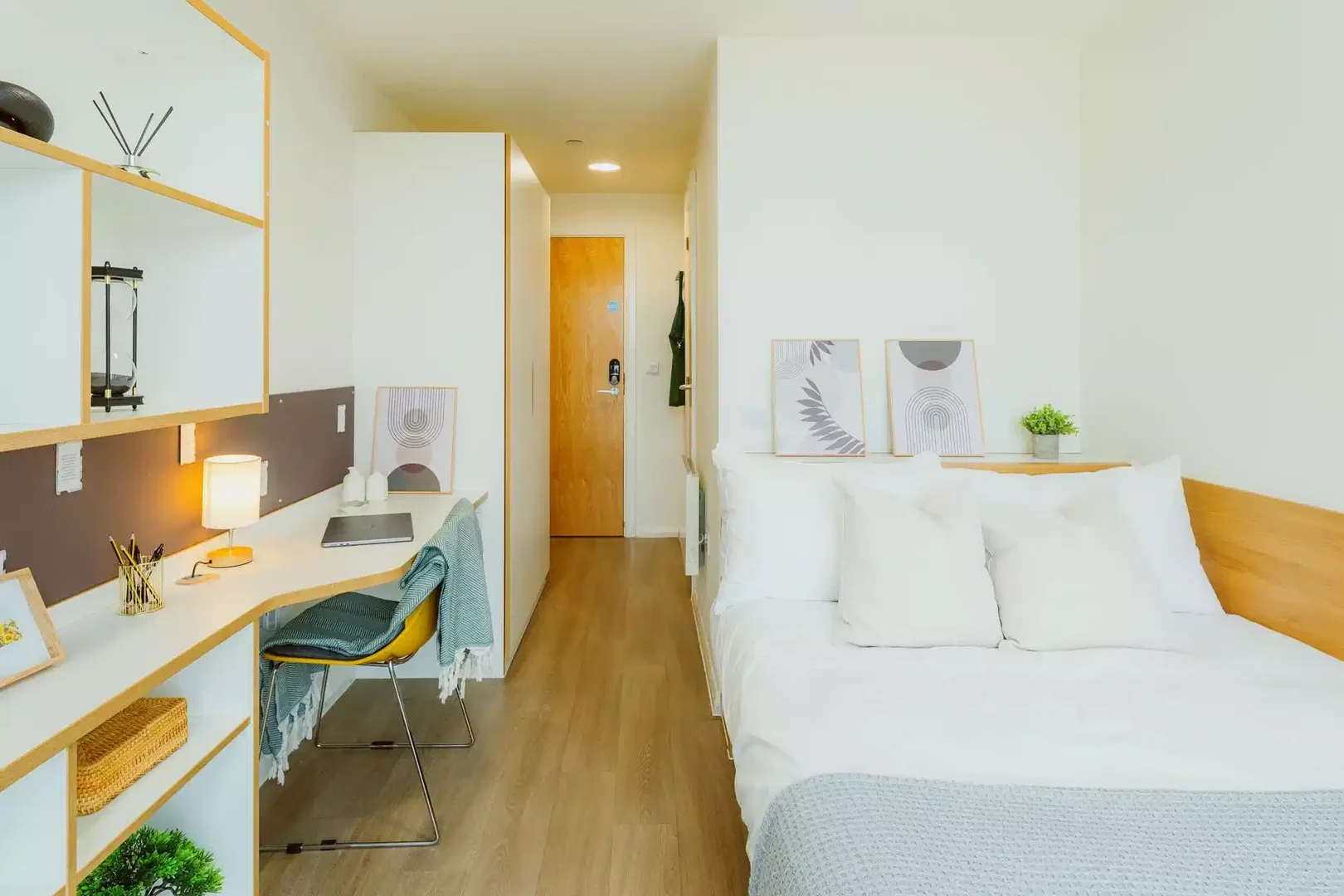 Quarto acolhedor para estudantes disponível em 