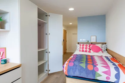 Quarto privado em High Street, imagem 1 de 10