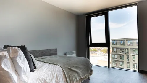 Stanza privata in Surrey Street, immagine 1 di 10