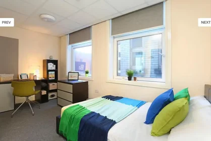 Private room at Upper Parliament Street, image 9 of 26