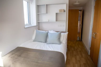 Habitación privada en Earlsdon Street, imagen 12 de 25