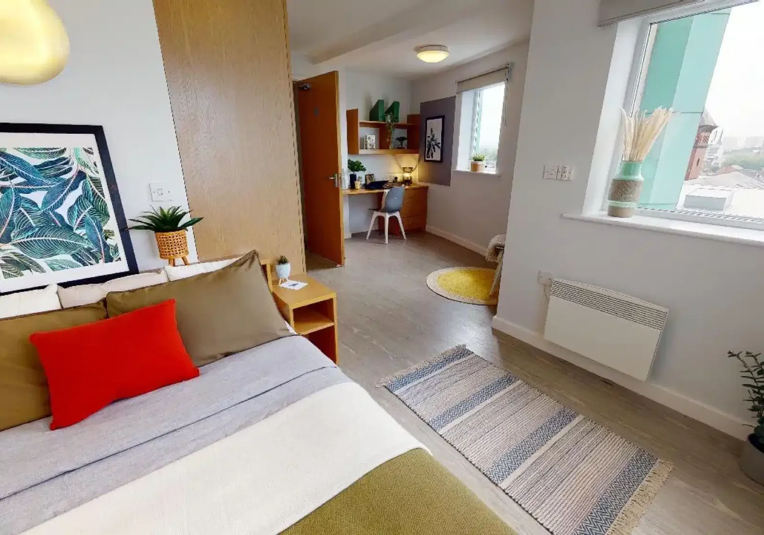 Chambre d'étudiant à  avec espace d'étude et installations communes