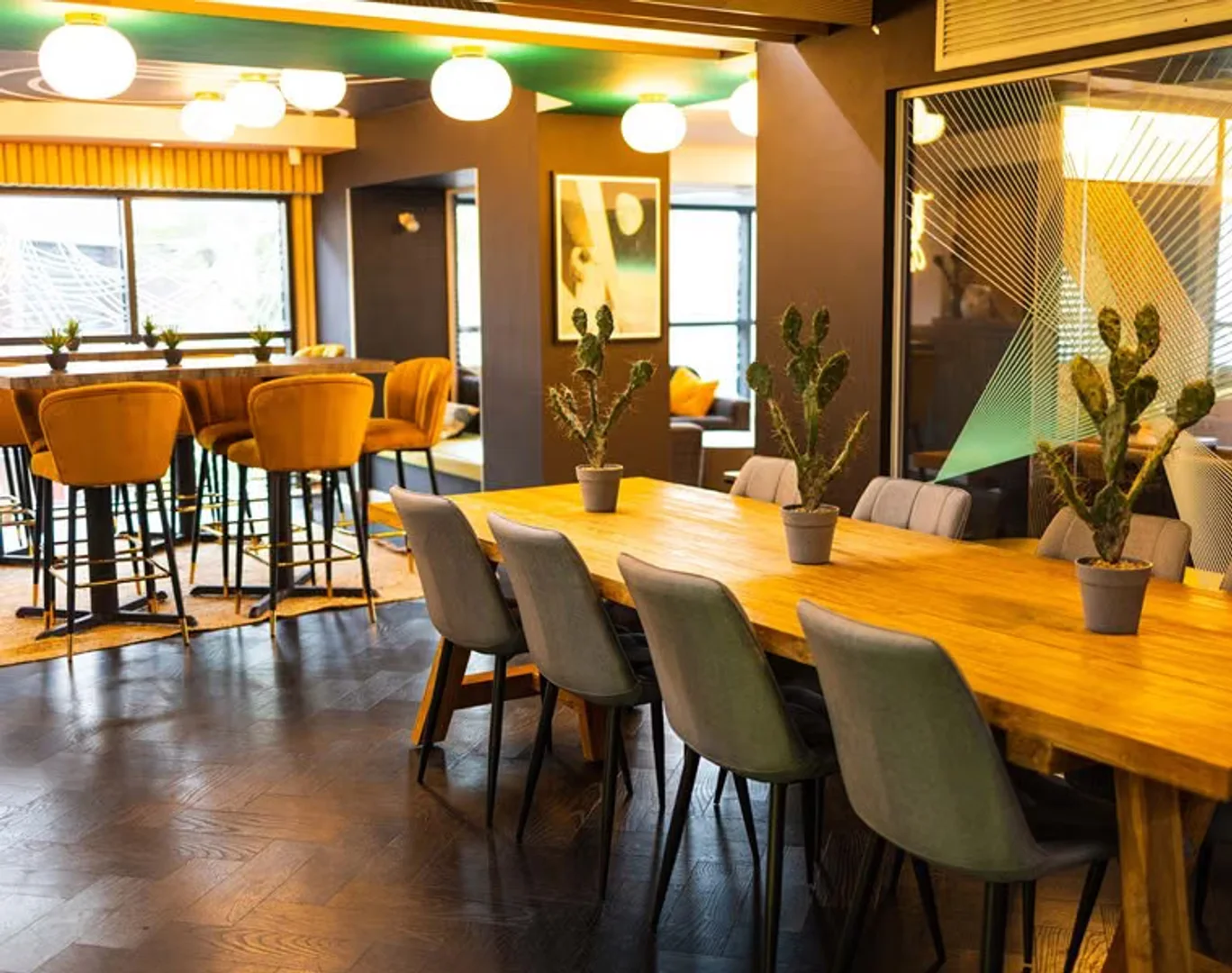 Habitación estudiantil amplia y cómoda en 