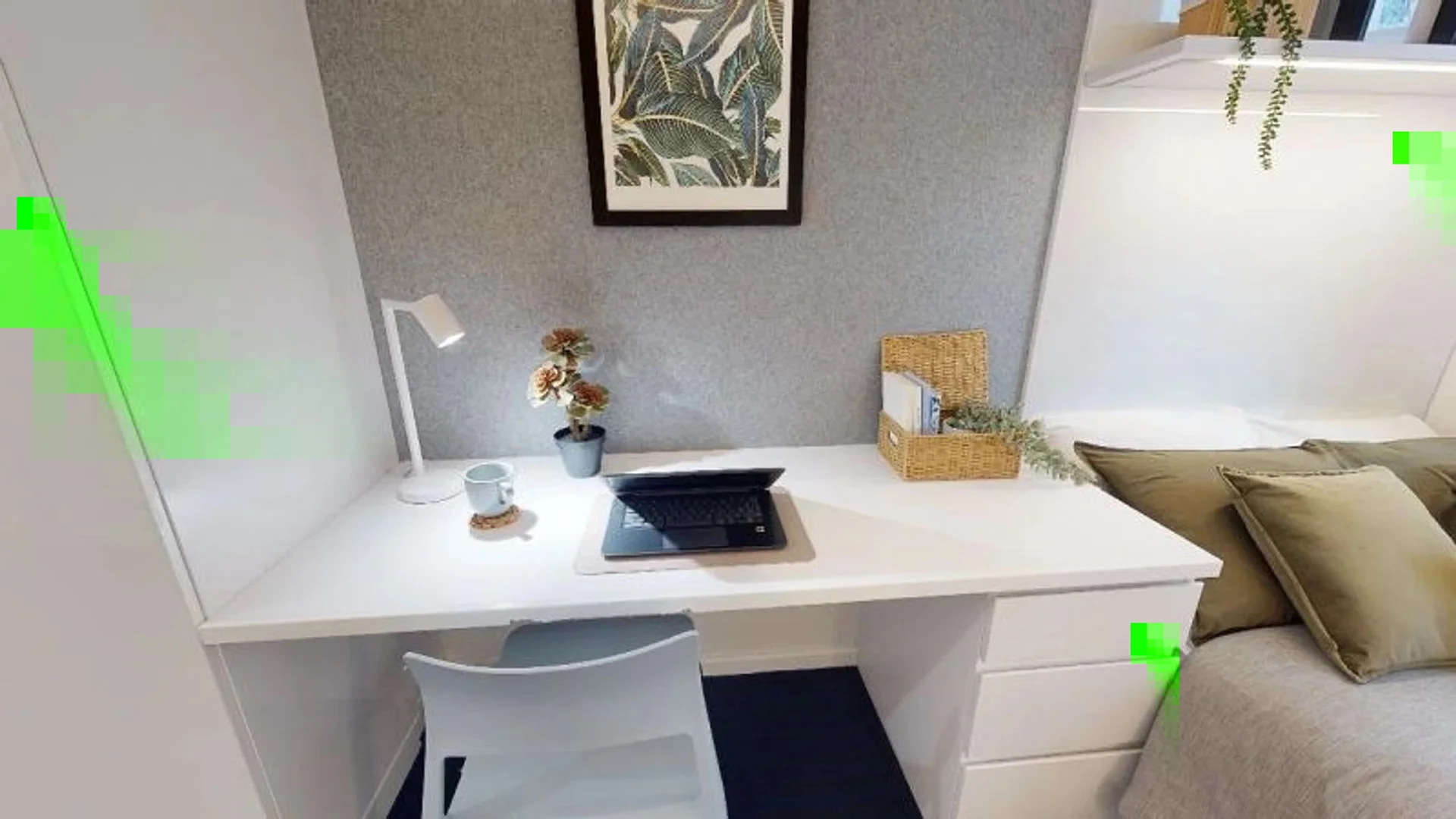 Quarto acessível para estudantes com iluminação ampla em 