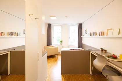 Monolocale in Mainzer Landstraße, immagine 8 di 49