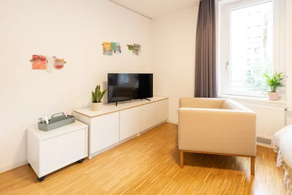 Monolocale in Mainzer Landstraße, immagine 11 di 49