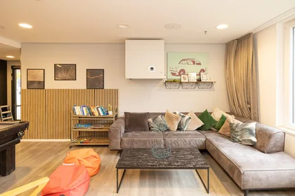 Stüdyo daire konumu Mainzer Landstraße, 48 49 görüntüsü