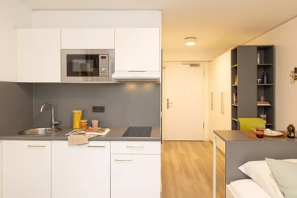 Stüdyo daire konumu Mainzer Landstraße, 7 49 görüntüsü