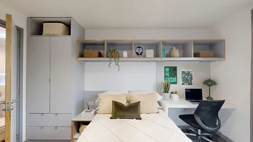 Habitación privada en Castle Boulevard, imagen 1 de 22