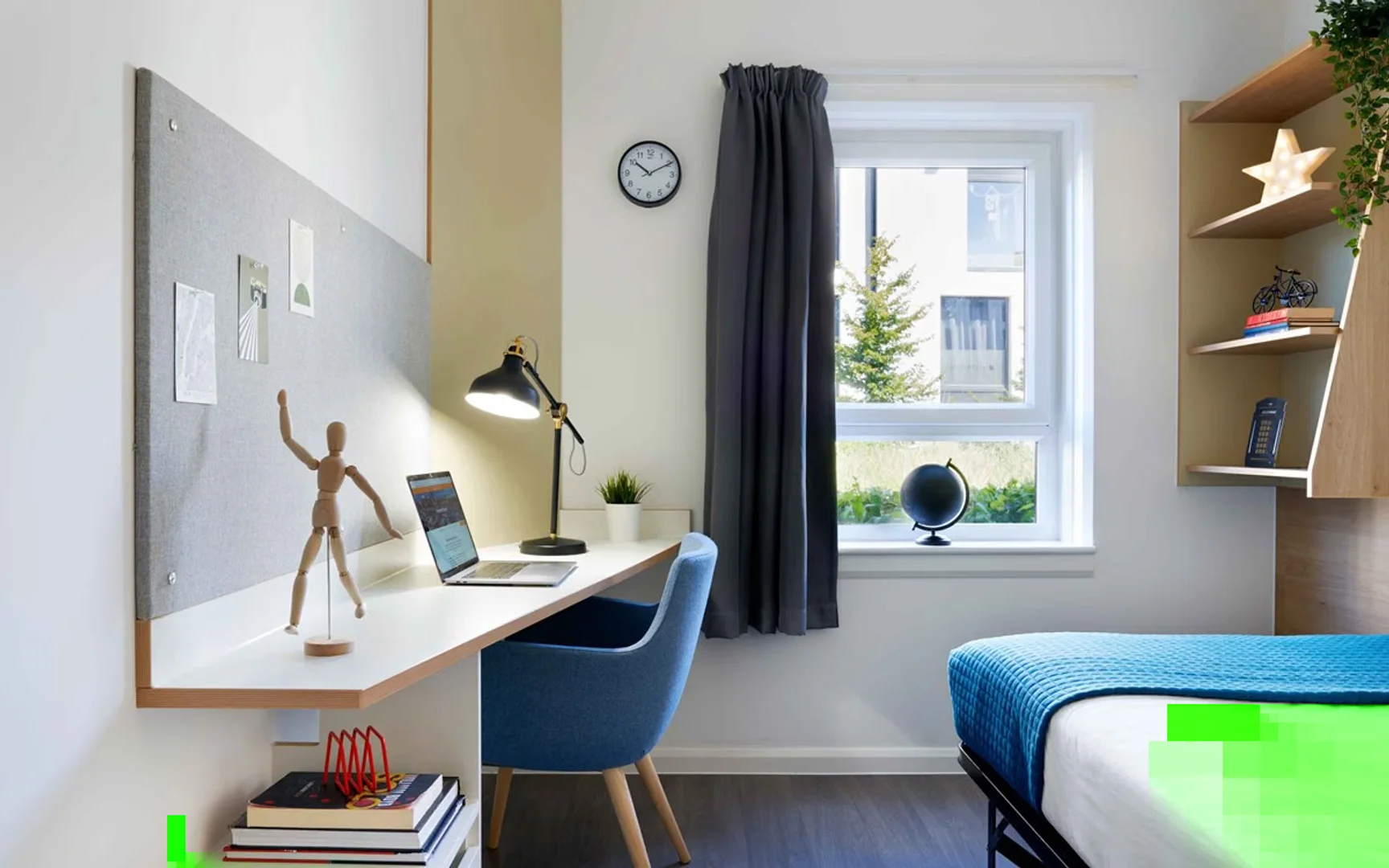 Bright and airy student room with easy university access in