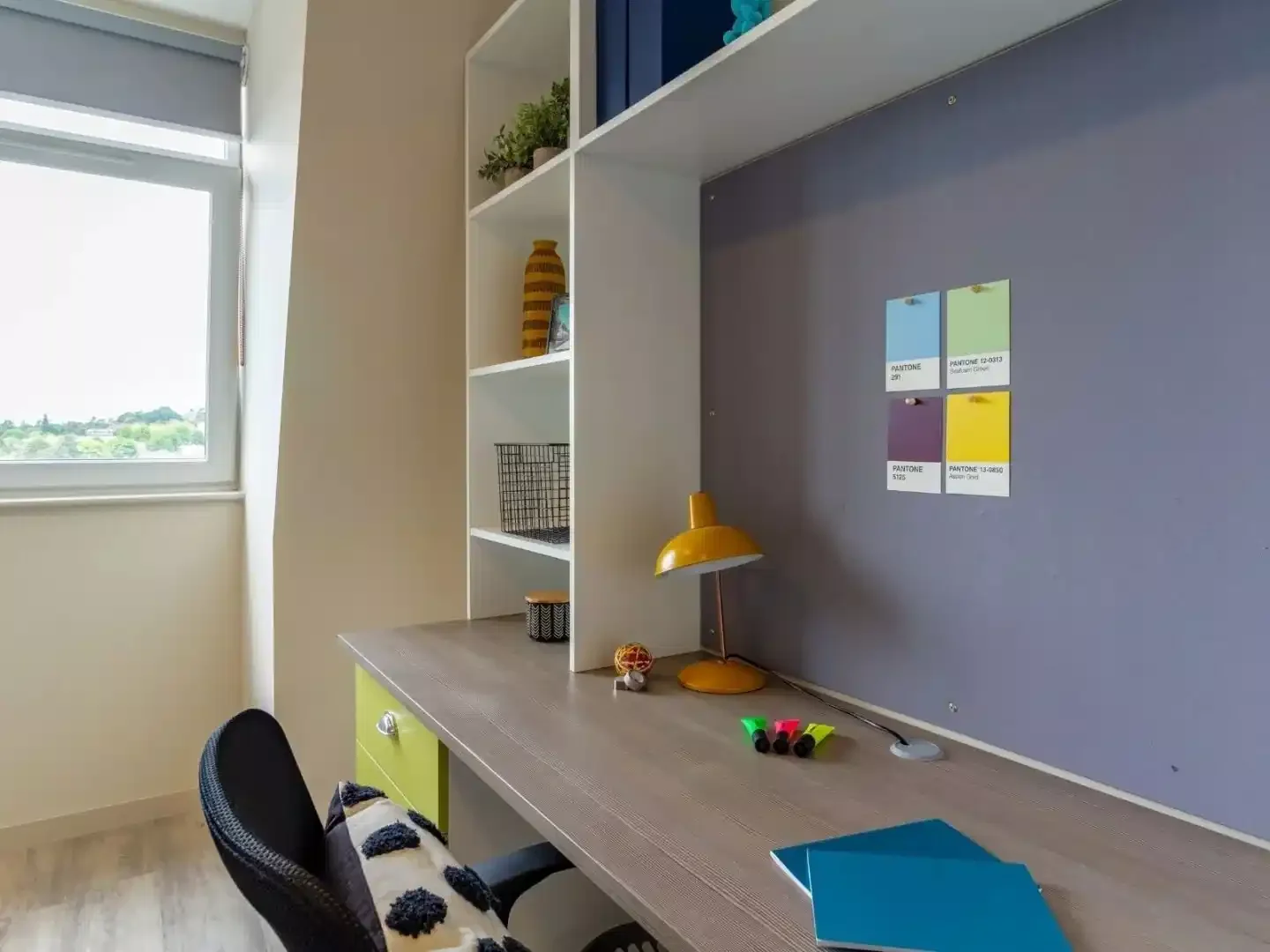 Bezahlbares Zimmer für Studenten mit ausreichender Beleuchtung in 