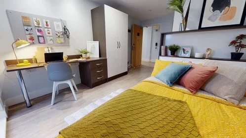 Chambre privée à Moland Street, image 1 de 10