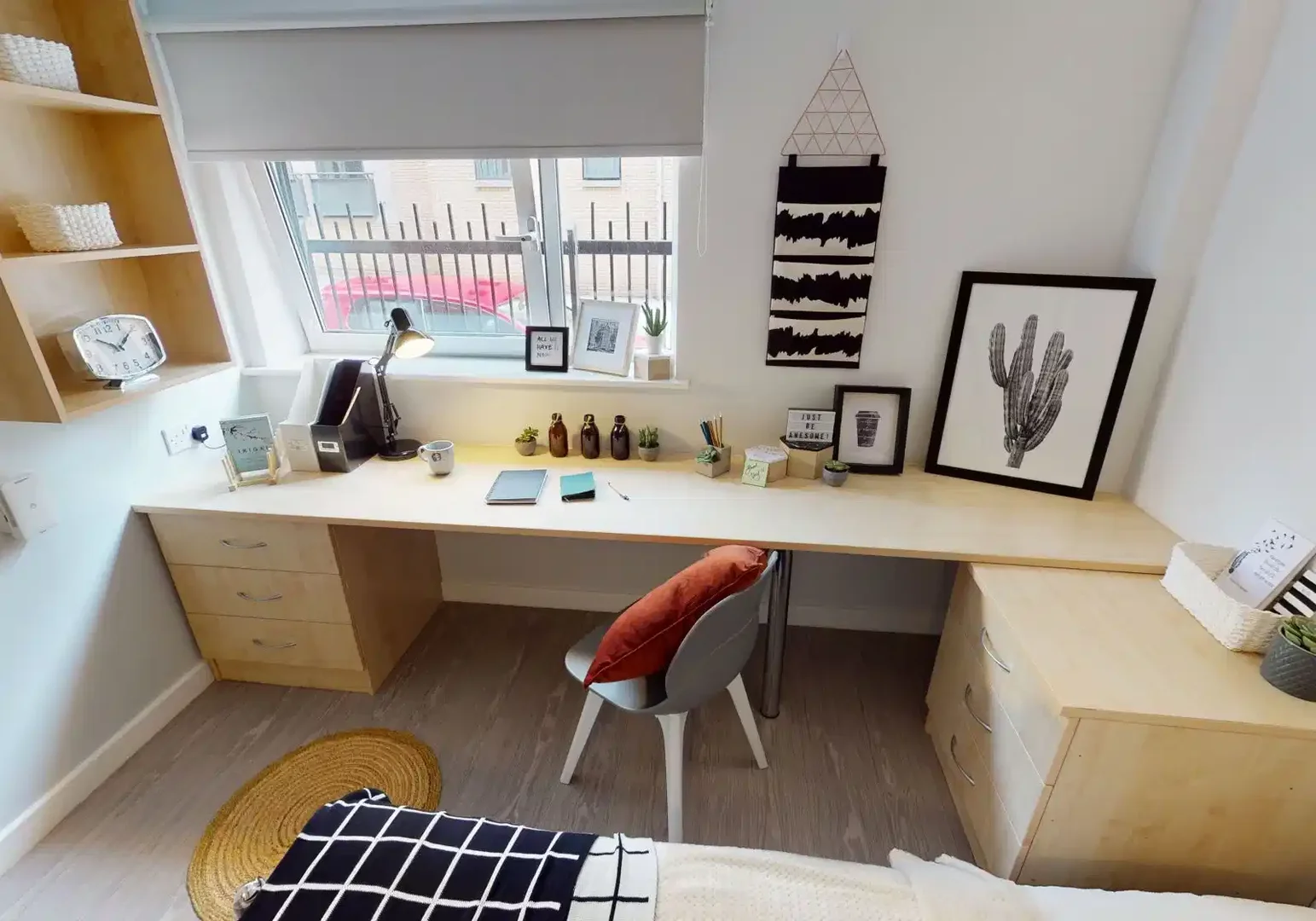 Chambre d'étudiant économique avec emplacement pratique dans