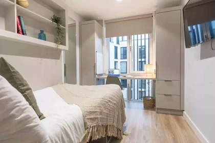 Stanza privata in Fairgreen Road, immagine 4 di 26