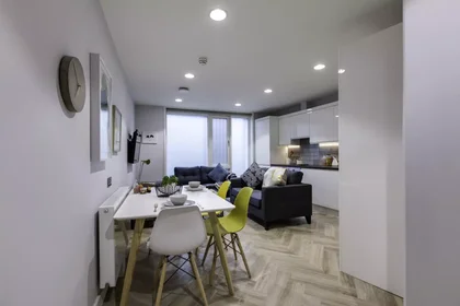 Stanza privata in Fairgreen Road, immagine 1 di 10