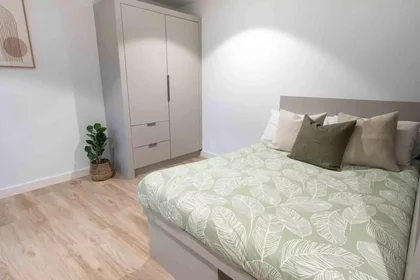 Stanza privata in Fairgreen Road, immagine 1 di 10