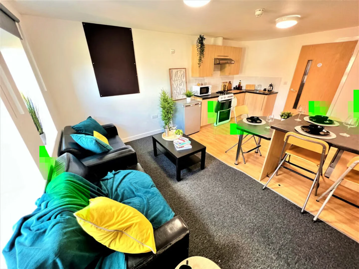 Functional student room perfect for studying in