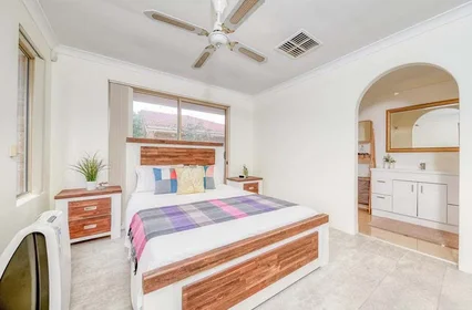 Quarto privado em Marmion Street, imagem 27 de 33