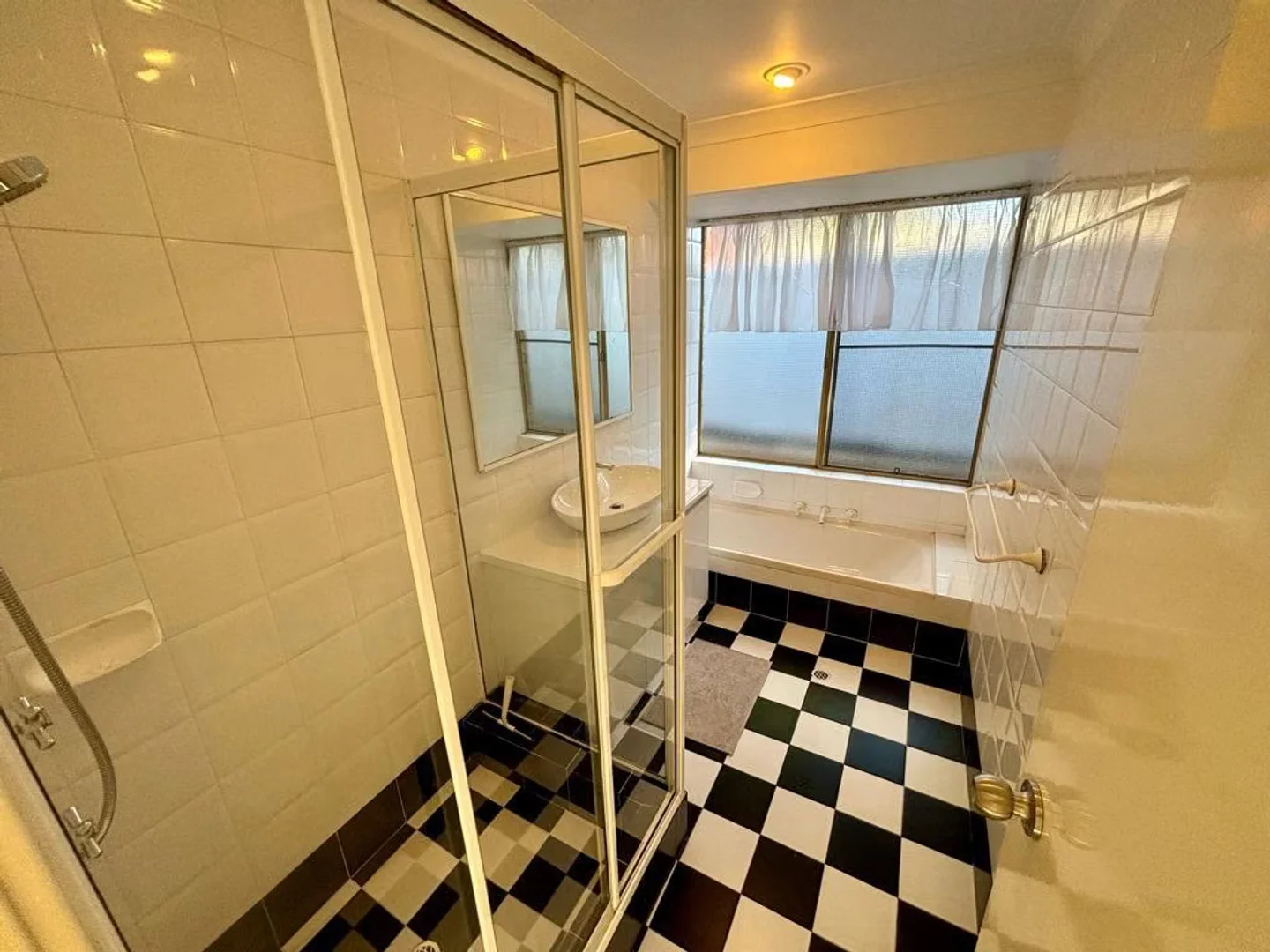 Chambre d'étudiant confortable et spacieuse dans 