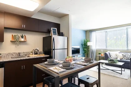 Private room at South Figueroa Street, image 11 of 33