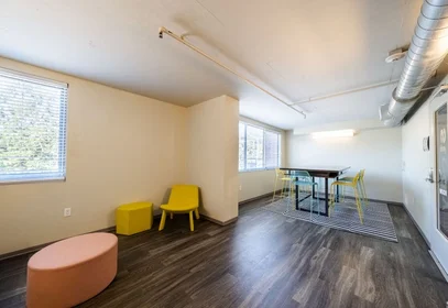 Private room at South Figueroa Street, image 16 of 33