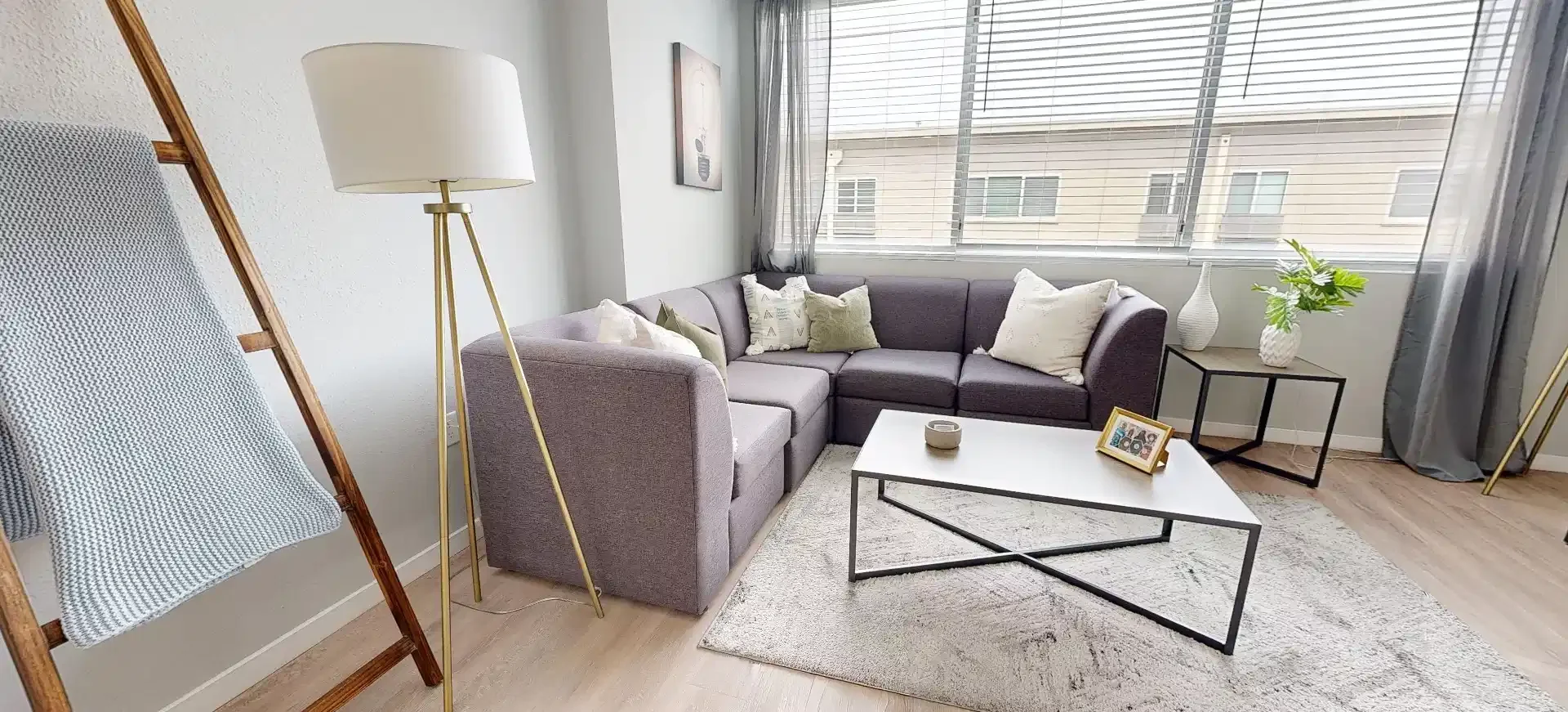 Comfortable and spacious student room in 