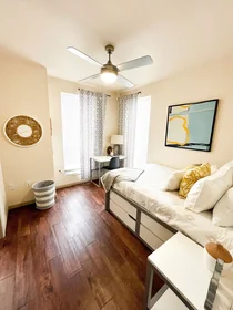 Stanza privata in Lincoln Way, immagine 33 di 49