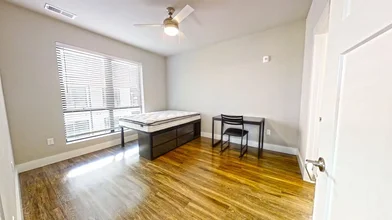 Stanza privata in East Green Street, immagine 44 di 49