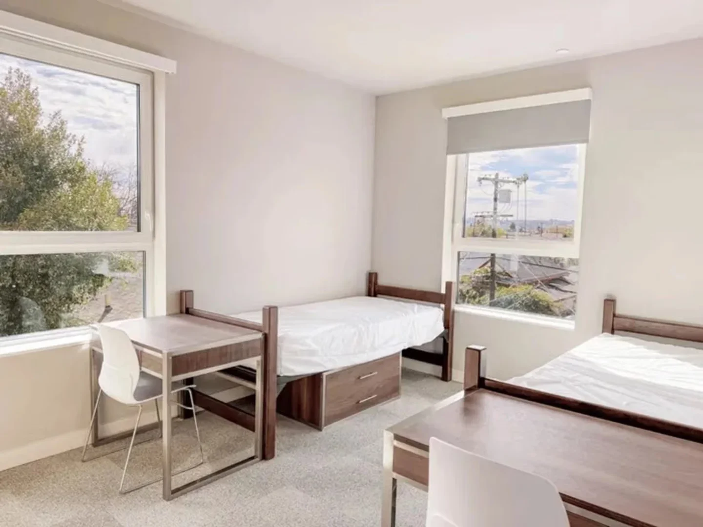 Cozy room for students available in 