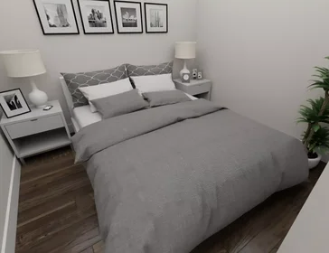Quarto privado em Swan Avenue, imagem 1 de 10