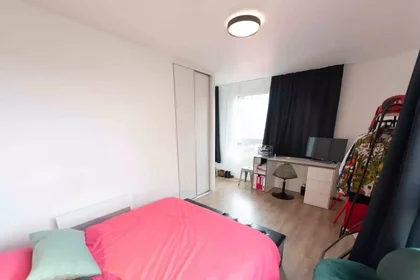 Private room at Rue du Vercors, image 1 of 10
