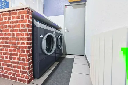 Studio à Rue Feuillat, image 7 de 13